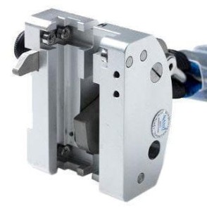 Wózek asekuracyjny do pionowego systemu szynowego Avanti Eagle DS Runner